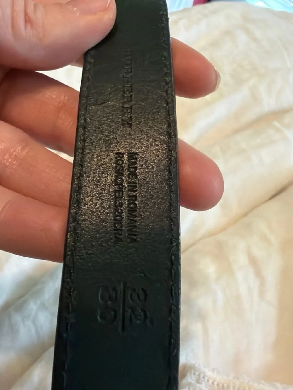 Burberry Black Leather Belt with Gold Buckle size 32” or 80cm